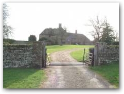 Purston Manor, Great Purston

&copy; Copyright Nigel Allen and licensed for reuse under the Creative Commons Licence  &raquo; Click to zoom ->